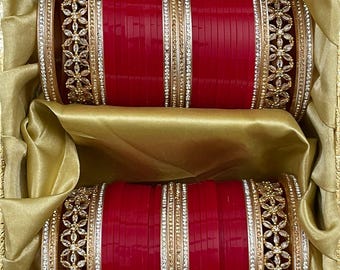 Rote Braut Chura mit CZ Bangle Set - Traditioneller Punjabi Hochzeitsschmuck
