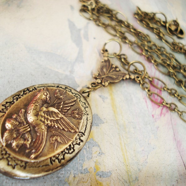 Bird of wonder - vintage detail phoenix bird middle antiqued floral photo frame locket necklace