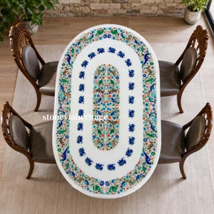 Table à manger ovale en marbre blanc avec incrustation de pierres semi-précieuses, meubles de salle à manger de luxe, table en marbre faite main, décoration d'intérieur élégante