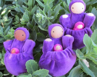 Natural Toy Mother baby waldorf doll natural fiber attachment parent purple pocket mama PMJ1