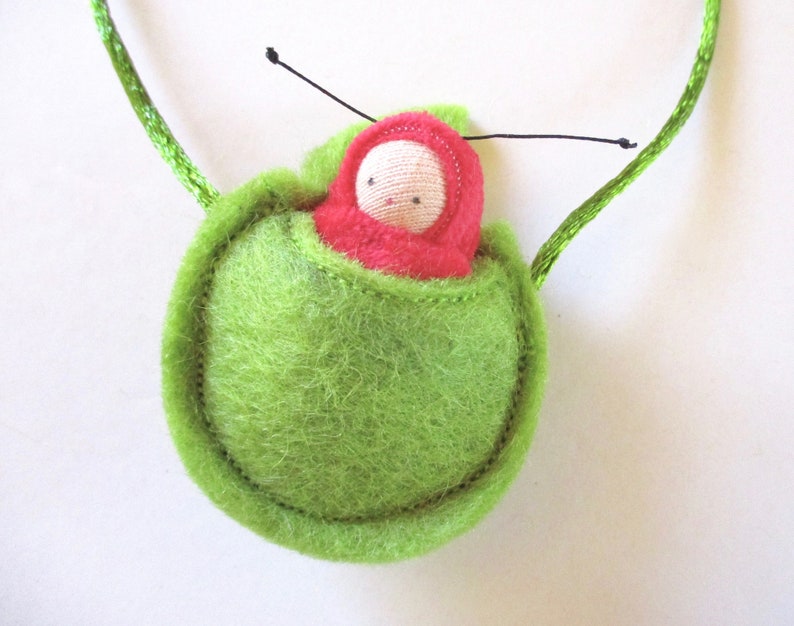 Caterpillar Children's Necklace, waldorf toy , leaf necklace , small world play image 6