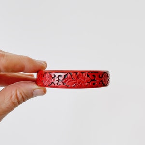 Pulsera Vintage Red and Black Cinnabar Bangle imagen 2