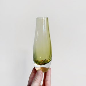 Small Vintage Mid Century Scandinavian Grass Green / Clear Cased Sommerso Glass Vase Finnish Modern Design Aseda Riihimaki Riihimaen Style