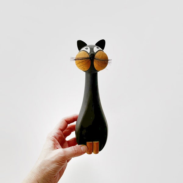 Mid Century Vintage Black and Blonde Wood Cat Figurine Designed by Gunnar Flørning for Laurids Lonborg Circa 1960's 9"