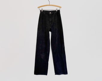 Vintage Circa 70's or 80's Levi's "Misses" Black Denim Fitted Wide Leg Jeans / Pants High 14" Rise 26" Waist