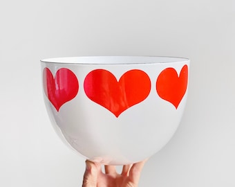 Vintage Mid Century Arabia Finel Hackman Finland Enamel Enamelware Heart Bowl Excellent Condition Kaj Franck Circa 1960's