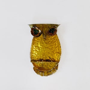 Vintage Mid Century Brutalist Style Owl Relief Wall Art Sculpture Braised Brass Sheet Metal with Green Enamel Eyes Hanging