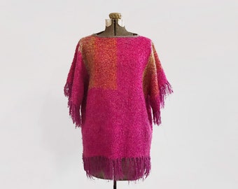 Vintage Hand Woven Artisan Lagenlook Fringed Blanket Tunic Top Shirt Sweater Pink Wool Colorblock Del Sol Inc Women's Medium 60's or 70's