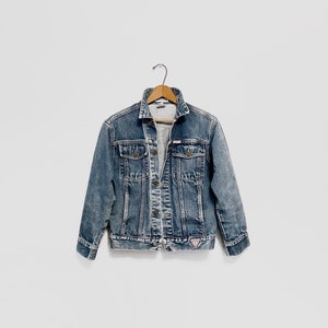 Vintage U.S. Made Marciano for Guess Blue Denim Trucker Jacket Women&#39;s Small Fitted Button Down with Pockets Classic Iconic Streetwear
