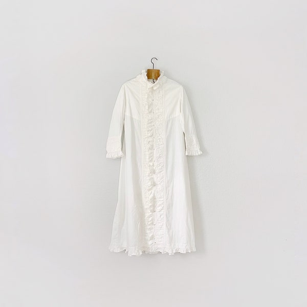 Antique Vintage Edwardian Victorian White Cotton Nightgown High Collar Glass Buttons Long Maxi Ruffled Nightdress Night Dress Medium
