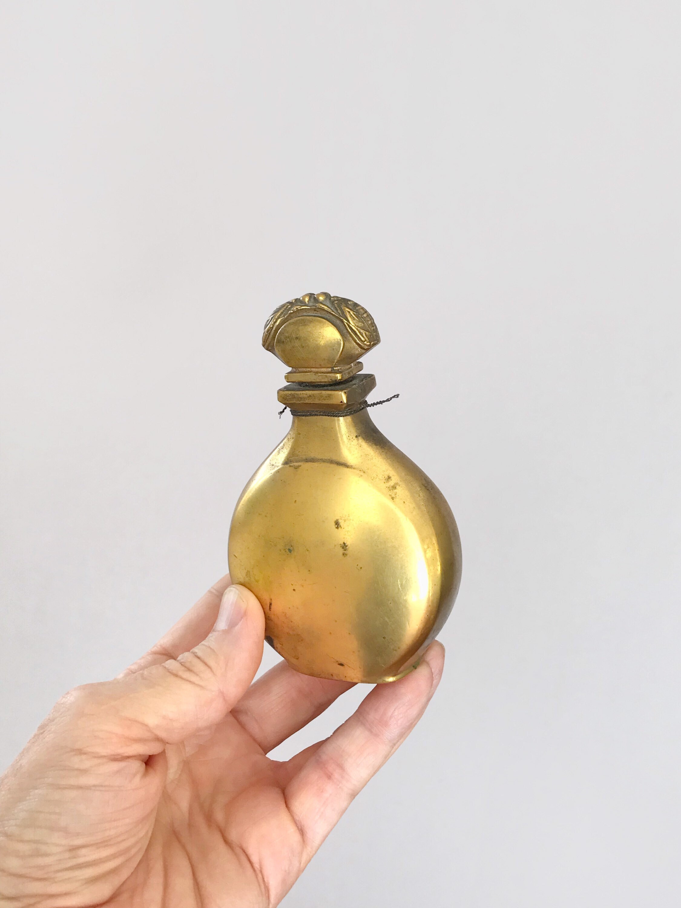 フランス1930s'オパールセント「蝶のパフィームボトル」香水瓶 フランス1930s'オパールセント「蝶のパフィームボトル」香水瓶