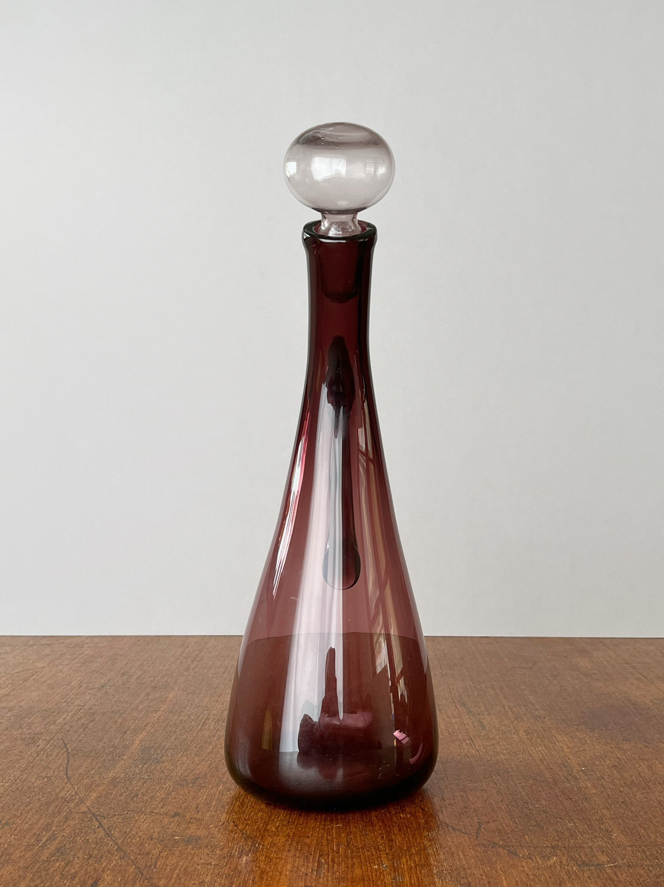 置物 60s woman&panther decanter Sold at Auction: [Blenko] Mid-Century Glass 'Lady' Decanter