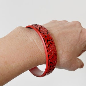 Pulsera Vintage Red and Black Cinnabar Bangle imagen 4