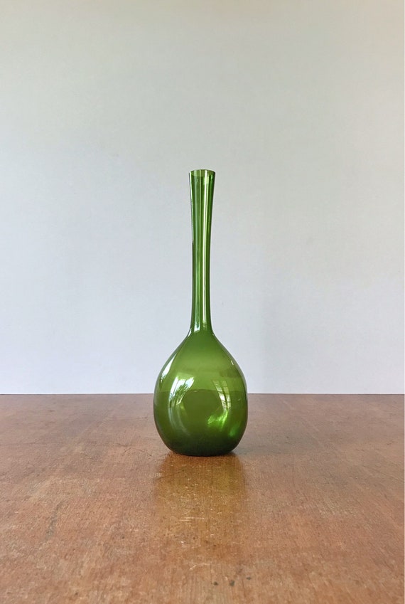Mid Century Gullaskruf Style Grass Green Glass Bulb Bud Vase Etsy