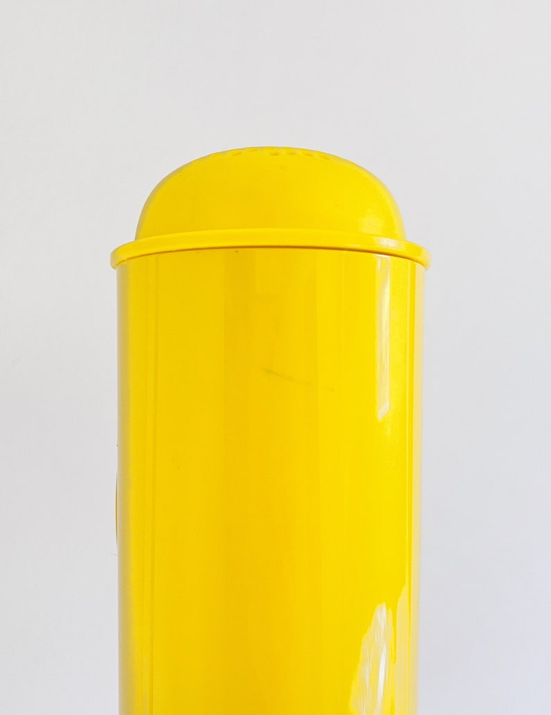 Vintage Dansk Designs Gunnar Cyren Mod Yellow Large Plastic Shaker Circa 1980's image 5