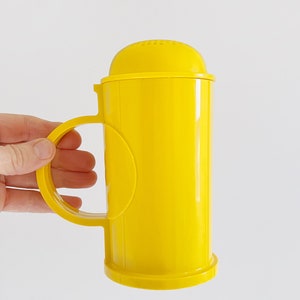 Vintage Dansk Designs Gunnar Cyren Mod Yellow Large Plastic Shaker Circa 1980's image 4
