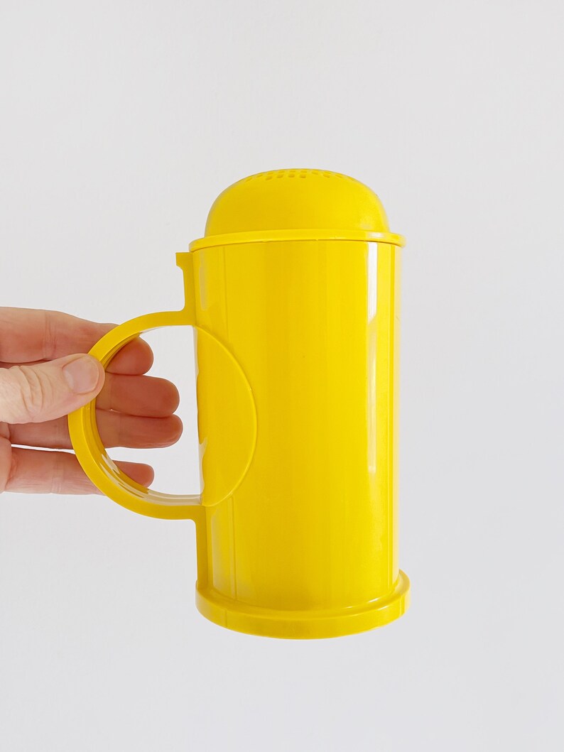 Vintage Dansk Designs Gunnar Cyren Mod Yellow Large Plastic Shaker Circa 1980's image 4