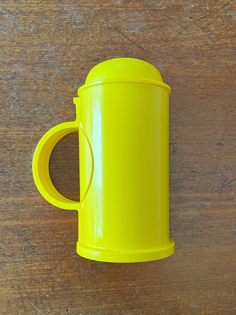 Vintage Dansk Designs Gunnar Cyren Mod Yellow Large Plastic Shaker Circa 1980's image 9