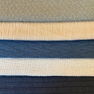 Ritagli di tessuto a maglia neutro – Pacchetto di tessuti dai tenui toni della terra per cucito lento, patchwork minimalista e arte tessile (15 x 15 cm) – 5 pezzi