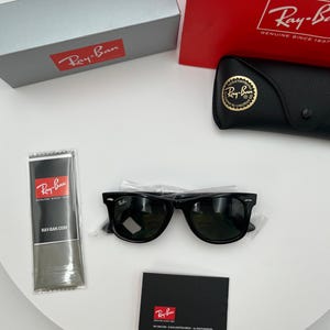 Ray-ban Classic  Wayfarer-Style Sunglasses – Black Frame with G-15 Green  Lenses | Unisex Retro Eyewear