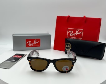 Ray-Ban Wayfarer Classic – Montatura tartaruga lucida con lenti polarizzate marroni / Occhiali da sole quadrati unisex