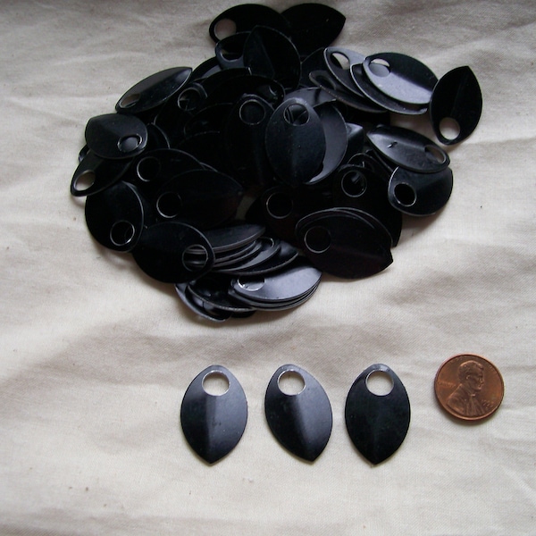 Dragon Scales - Aluminum - Medium - Black - Sets of 100