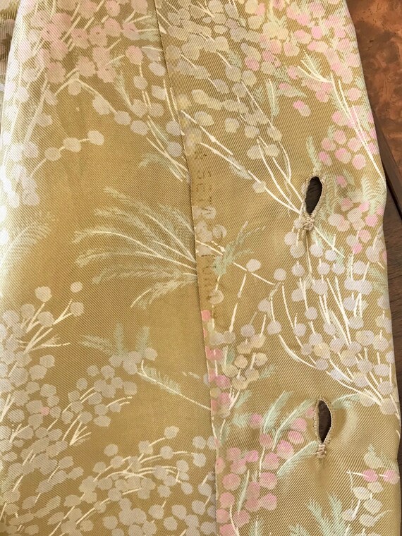 Vintage 1960s 1970s Beautiful Pastel Floral Silk … - image 10