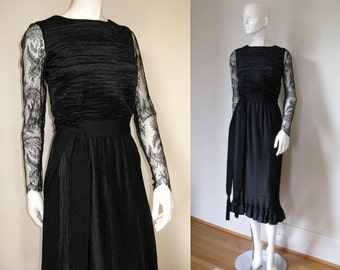 Elegant Vintage Oscar de la Renta Black Silk Dress with Fortuny Pleats & Gorgeous Lace Sleeves XS/S
