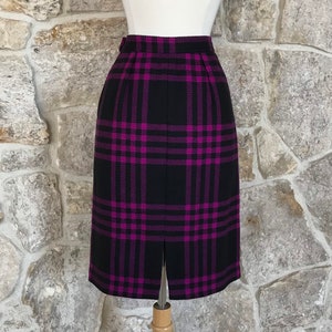 Beautiful Vintage 1980s 1990s Valentino Miss V Black and Fuchsia Plaid Pencil Skirt image 8