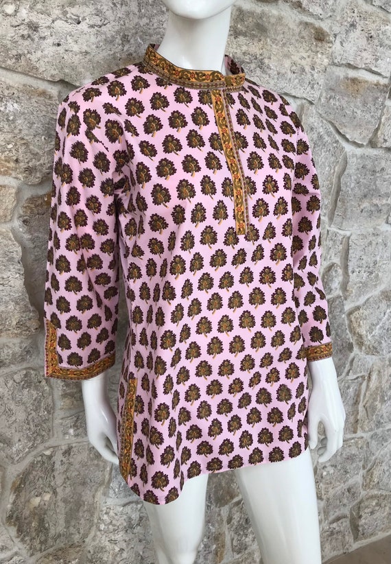 Vintage 1970s Pale Pink Cotton Tunic with Floral … - image 3