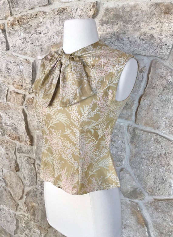 Vintage 1960s 1970s Beautiful Pastel Floral Silk … - image 7