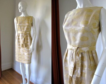 Vintage 1950s Helen Whiting Butter Yellow Wiggle Dress with Asian Pattern Bust 35