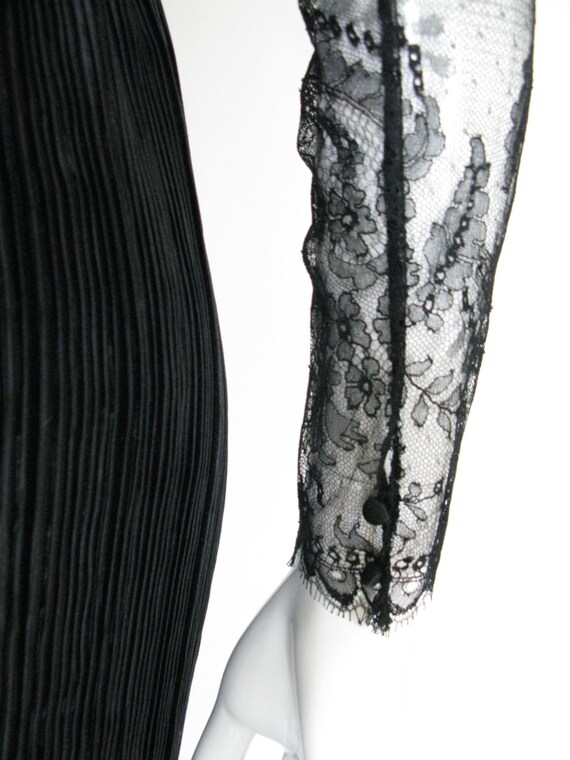Elegant Vintage Oscar de la Renta Black Silk Dres… - image 3