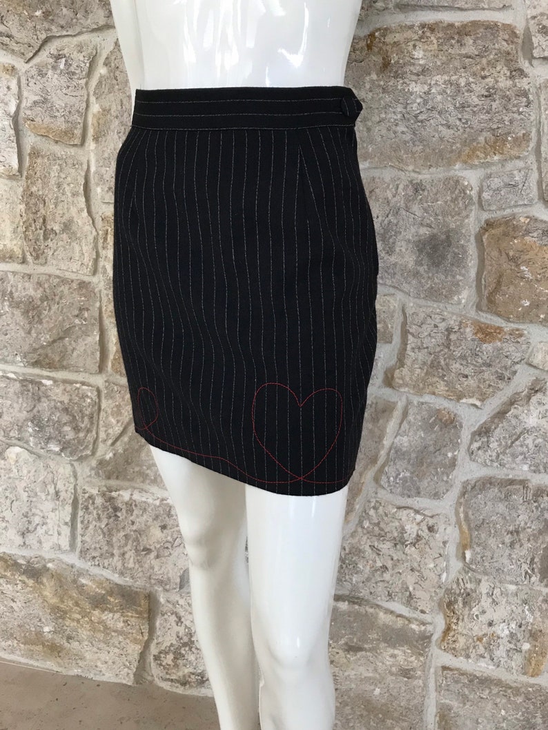 Vintage 1980s 1990s Moschino Cheap and Chic Pinstripe Skirt with Red Heart Stitching image 4