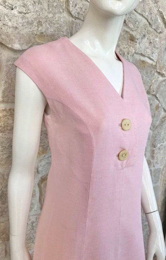 Adorable Vintage 1960s Pink Sleeveless Mod Sheath… - image 6