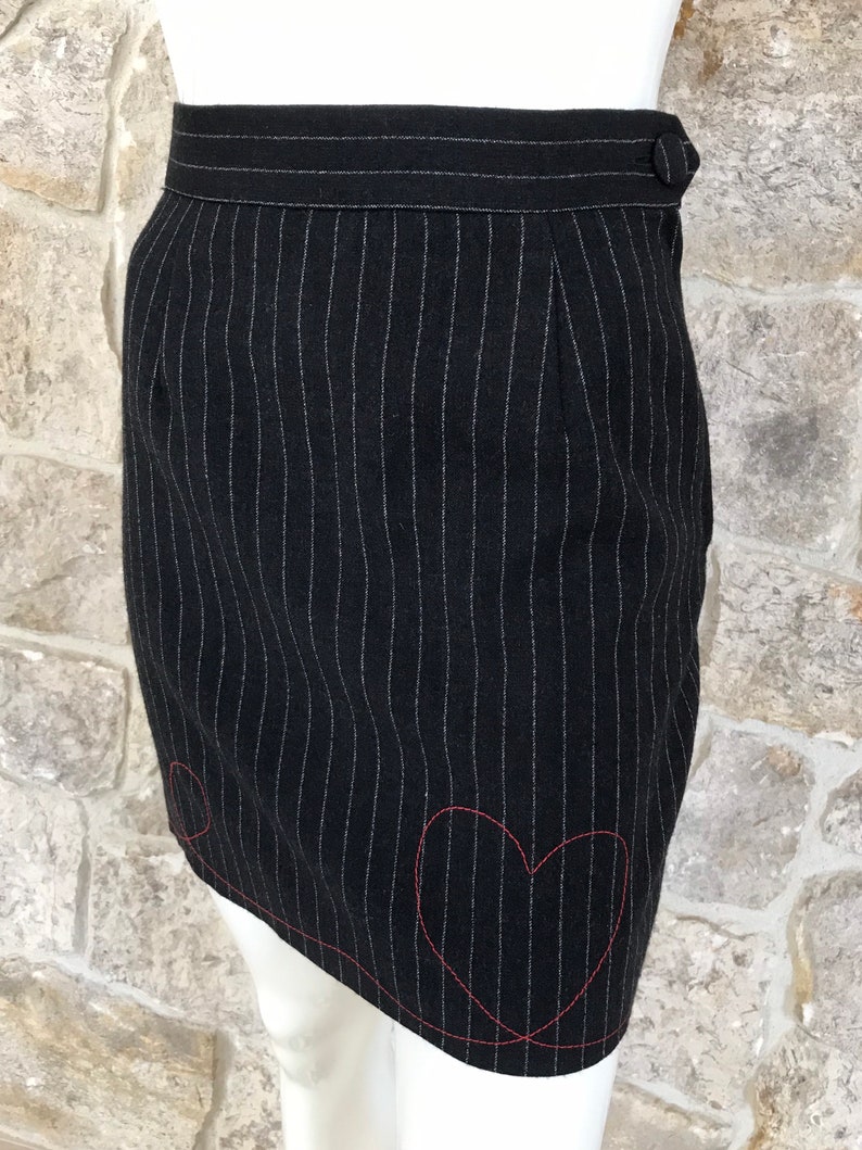 Vintage 1980s 1990s Moschino Cheap and Chic Pinstripe Skirt with Red Heart Stitching image 6