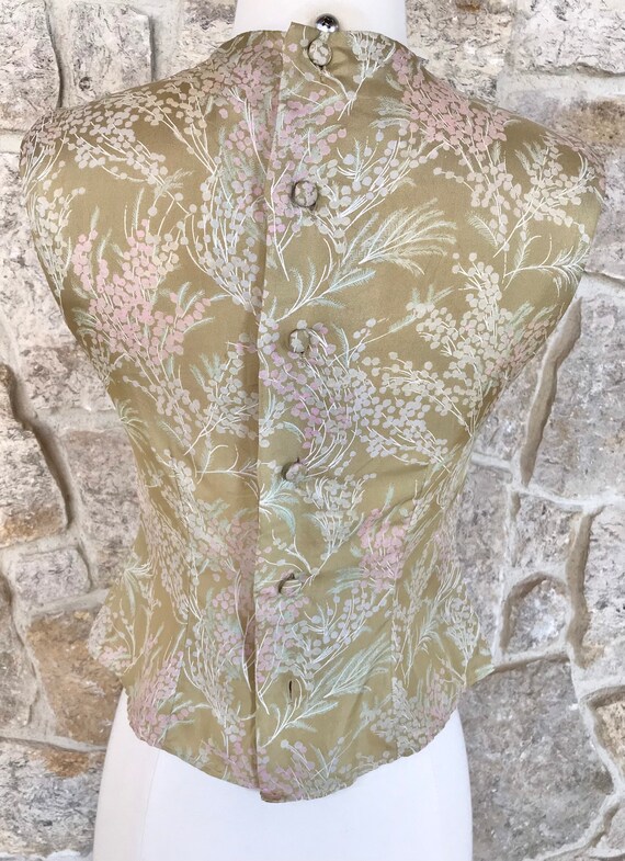 Vintage 1960s 1970s Beautiful Pastel Floral Silk … - image 9