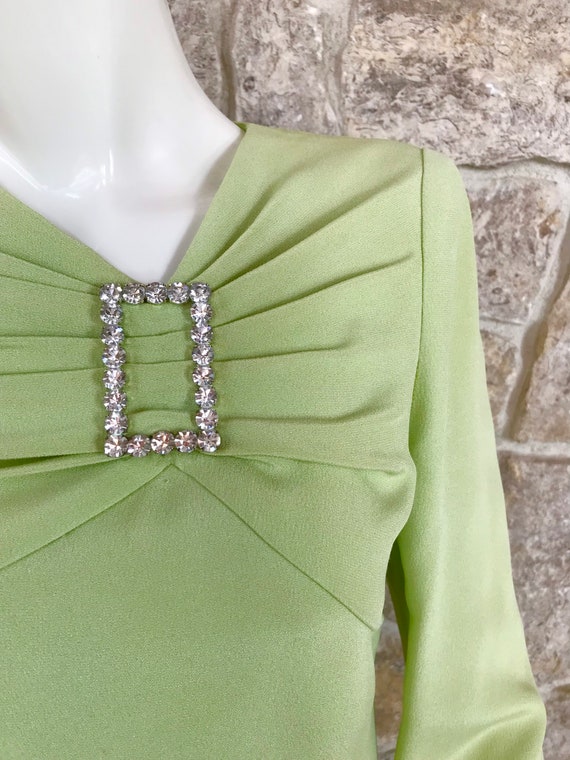 Gorgeous Vintage 1980s Carolina Herrera Light Gre… - image 2