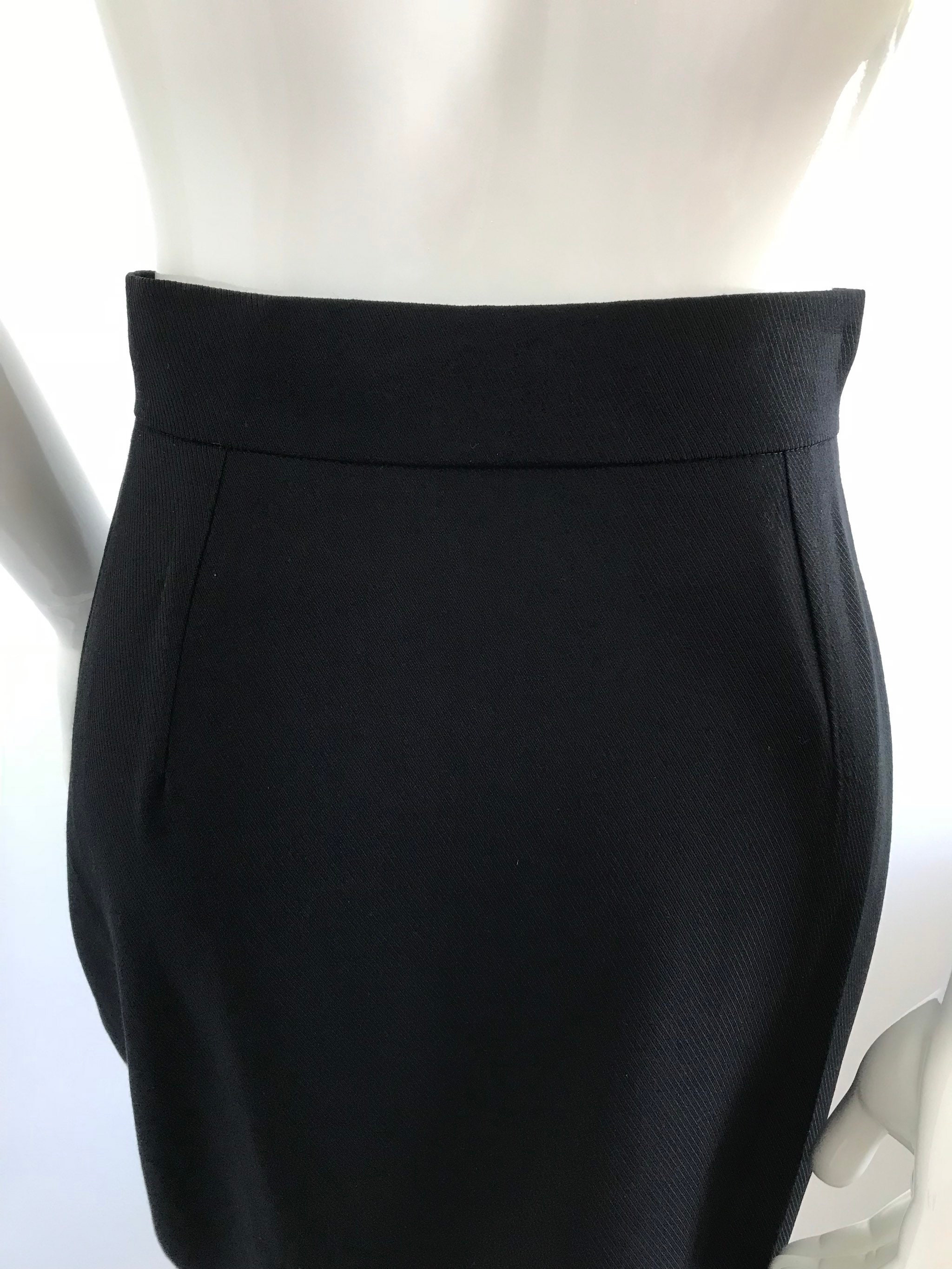 Sophisticated Vintage 1990s Giorgio Armani Le Collezioni