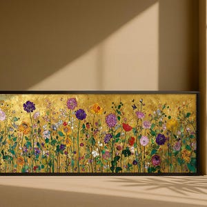 Arte mural largo y estrecho de Gustav Klimt: Paisaje floral dorado imagen 7