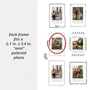 Puede incluir: Marcos de fotos polaroid en miniatura con bordes negros dibujados. Cada marco es para una foto de 5,3 cm x 8,6 cm. El texto a la izquierda dice: "Cada marco se adapta a una foto polaroid 'mini' de 2,1 pulg. x 3,4 pulg."