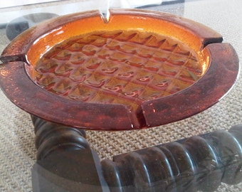 Circa 1940-70's Retro Amber Glass Round Ashtray