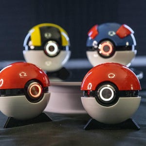Handmade LED Pokéball WITH Pokemon Cards – 3D Printed, Display Stand Included