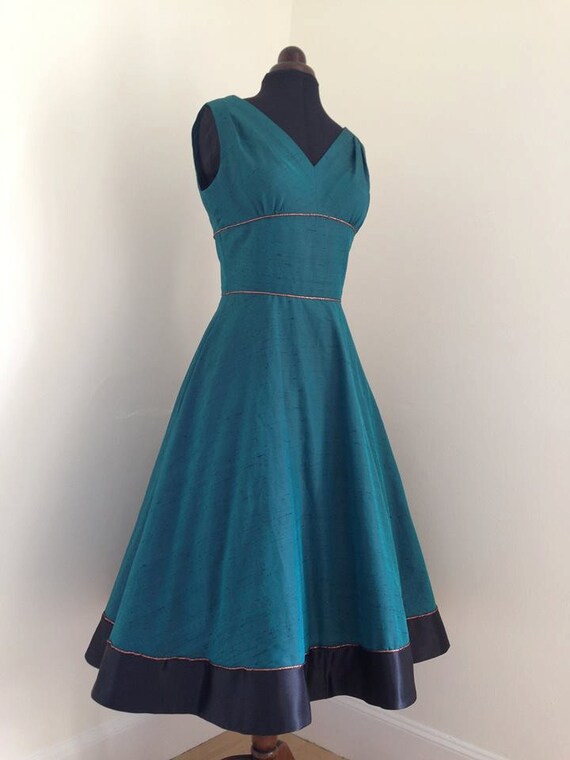 1950s style prom dress