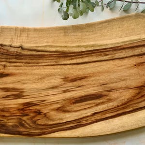 H21 Camphor Laurel Chopping or Charcuterie Board