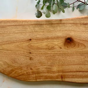 F23 Camphor Laurel Chopping or Charcuterie Board