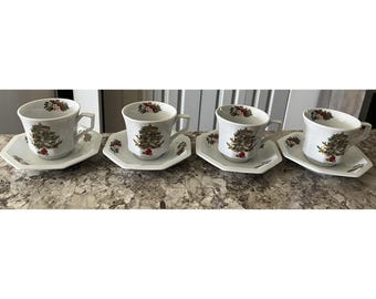 Juego de vajilla navideña Fairfield Fine China "Paz en la Tierra" de 8 piezas: 4 platillos y 4 tazas