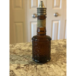 Vintage STETSON Cologne Amber Round Glass Bottle Metal Top 1.5 FL OZ 画像 6