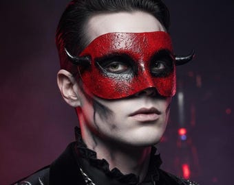 Bloody Red Devil Horns Half Mask, Gothic Masquerade Costume