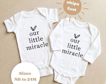 Body per annunciare la gravidanza "Il nostro piccolo miracolo" - regalo per annunciare la gravidanza per lui o per i nonni - body in cotone per neonati nb-24m